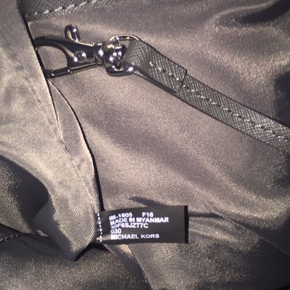 💞👜Michael Kors Large Janie tote handbag👜💞 - Picture 8 of 8